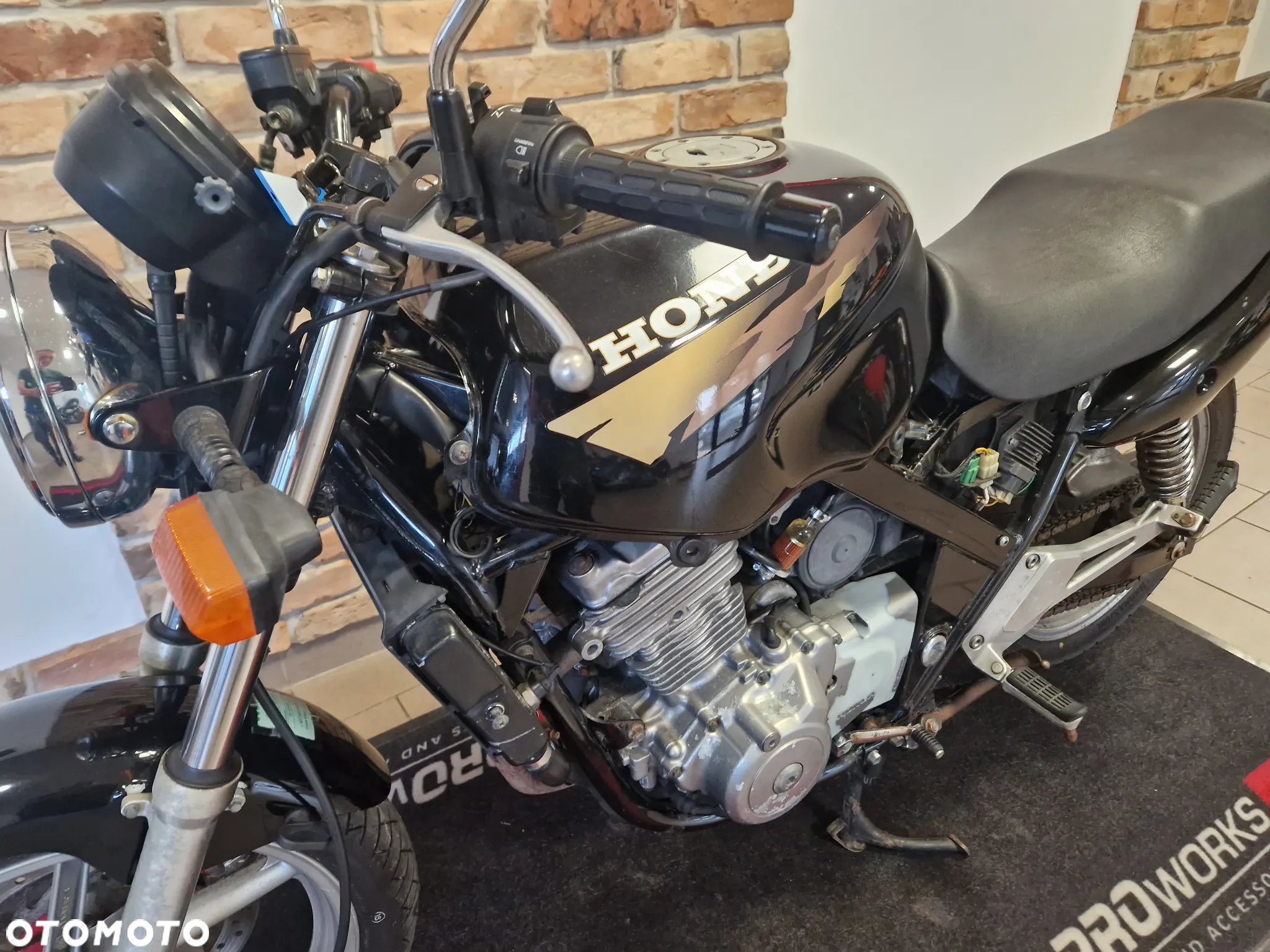 Honda CB - 15