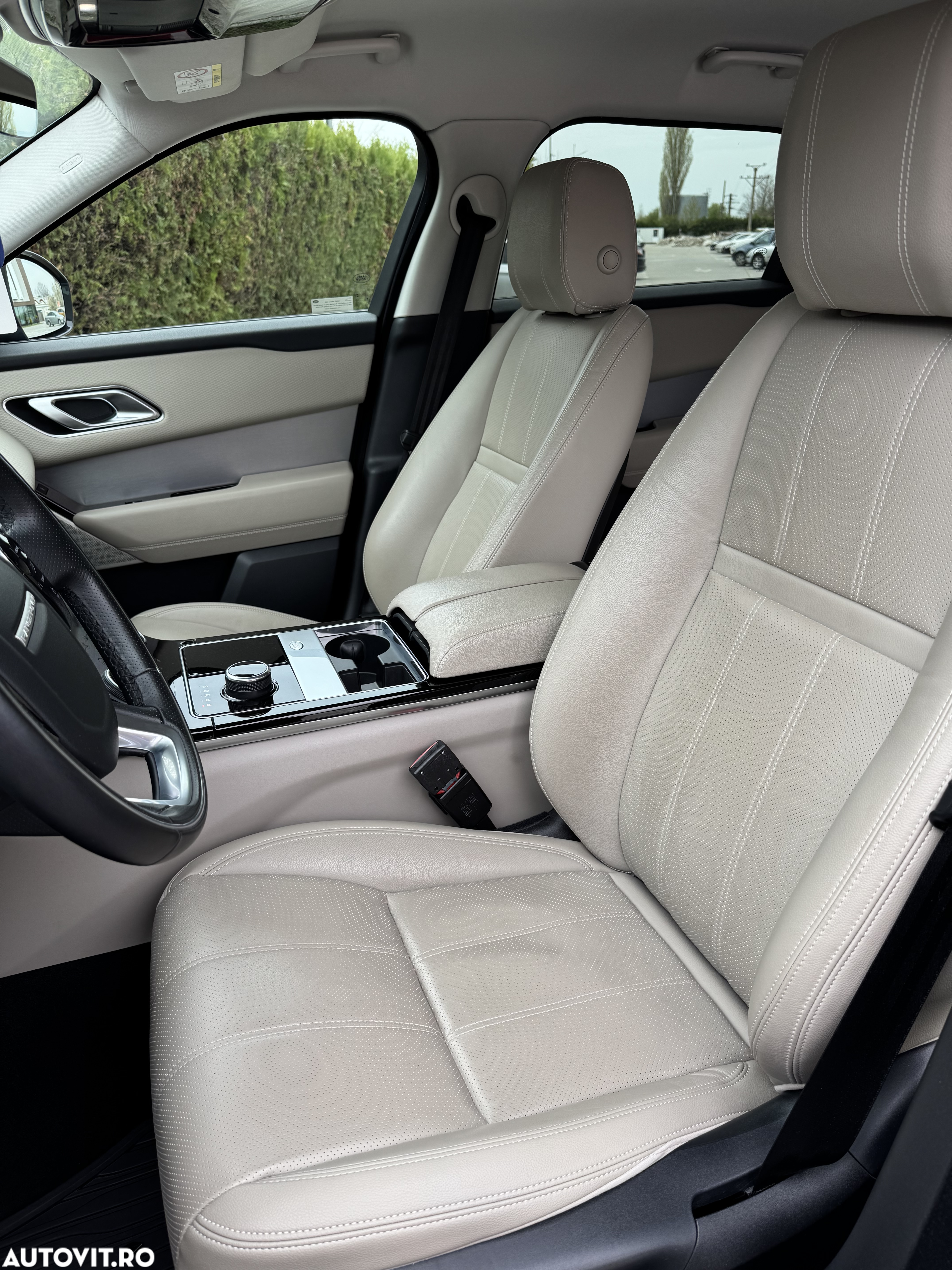 Land Rover Range Rover Velar R-Dynamic 2.0 SE - 12