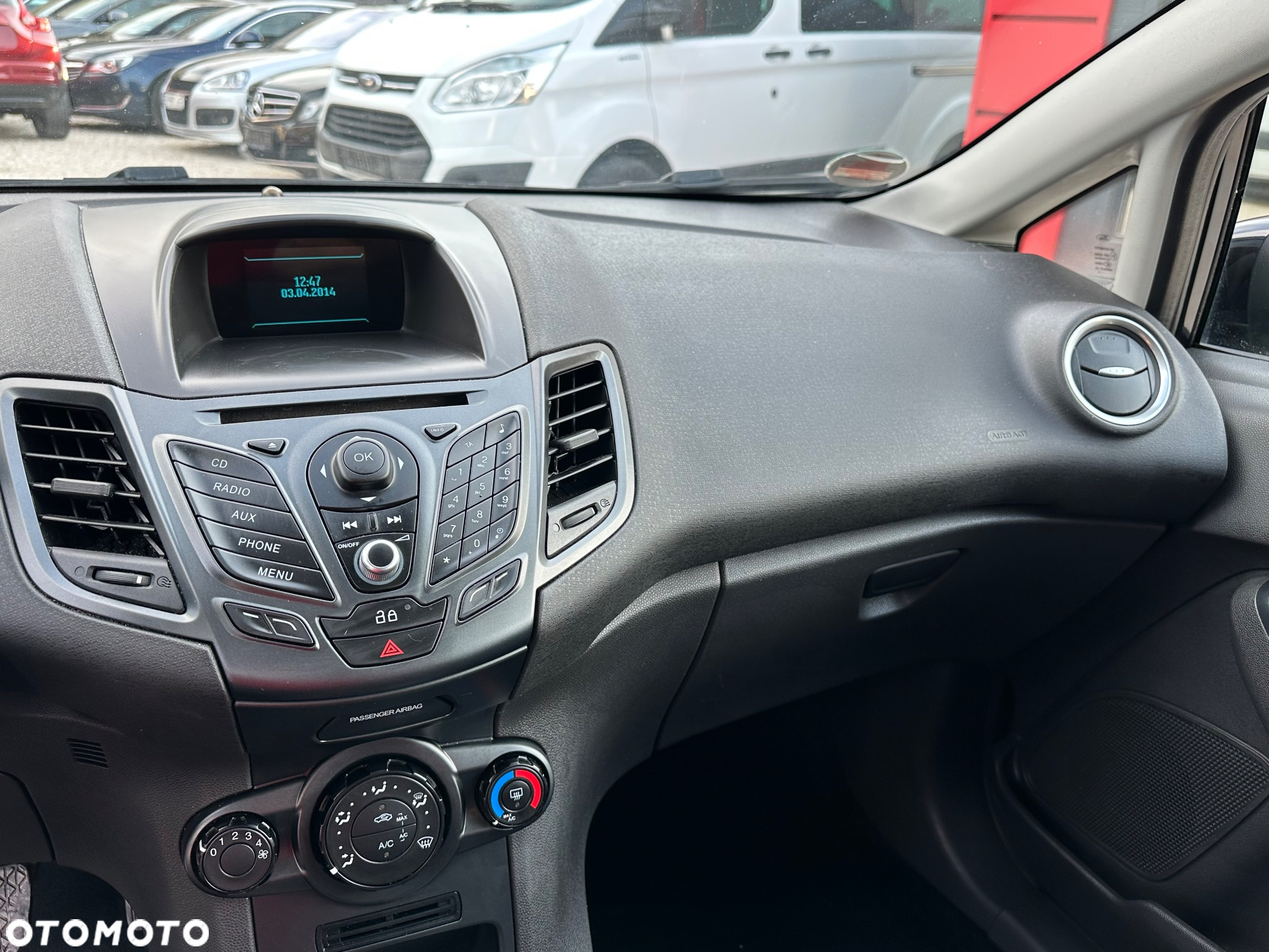 Ford Fiesta - 27