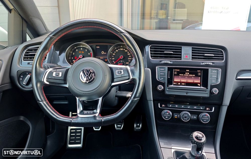 VW Golf 2.0 TSi GTi - 15