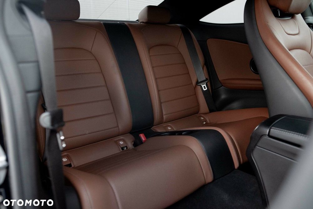 Mercedes-Benz Klasa C 200 9G-TRONIC - 25