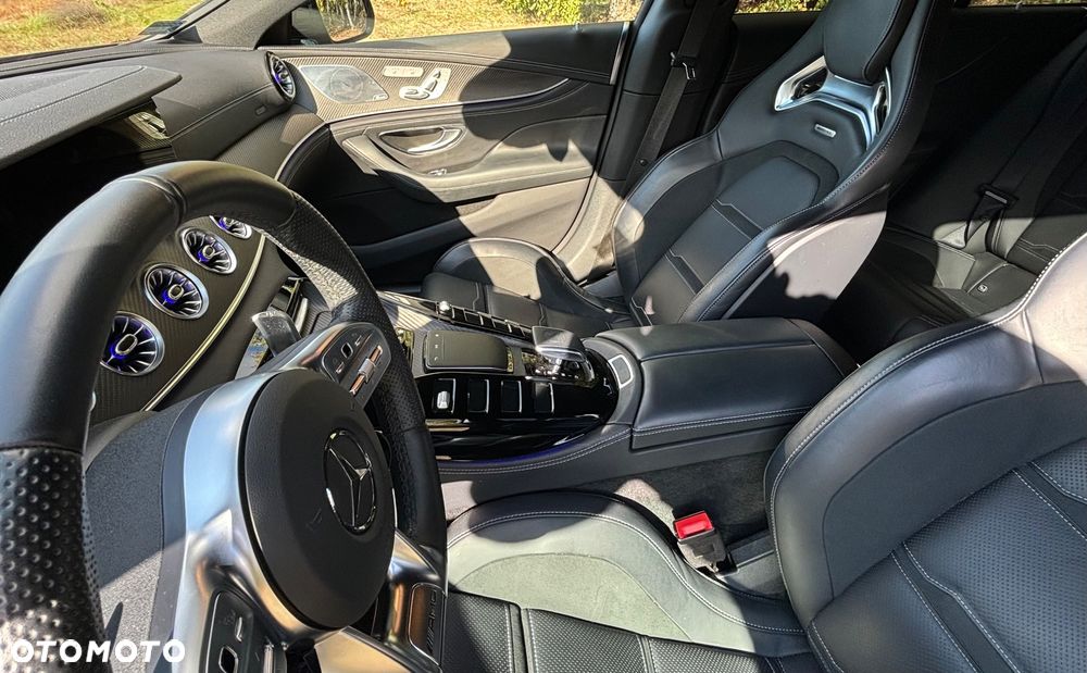 Mercedes-Benz AMG GT 43 4-Matic+ - 10