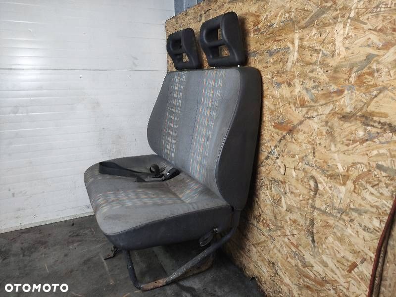 FOTEL PASAŻERA PODWÓJNY  IVECO DAILY II - 4