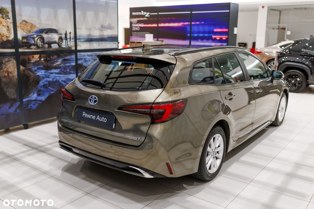 Toyota Corolla 1.8 Hybrid Comfort - 22