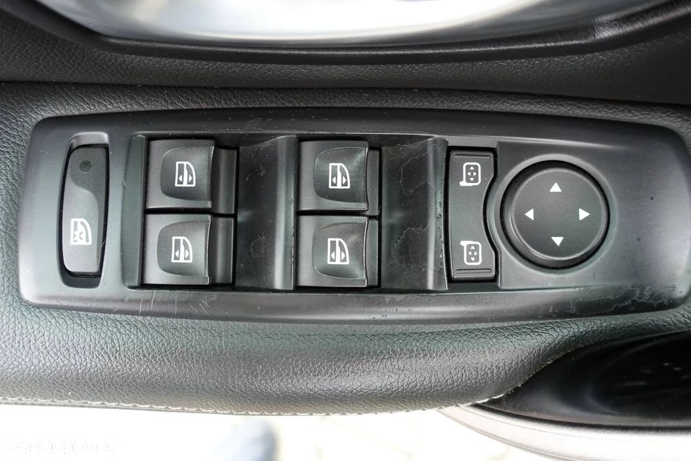 Renault Laguna 2.0 DCi Dynamique - 29