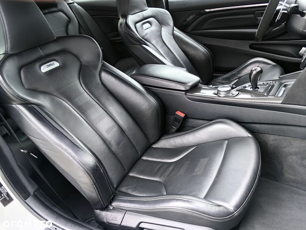 BMW M4 - 35