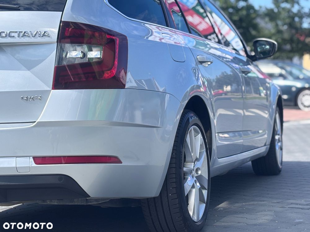 Skoda Octavia 2.0 TDI 4x4 Style DSG - 11