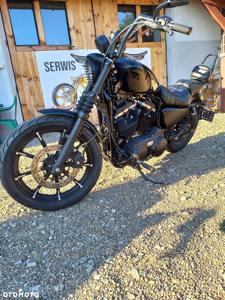 Harley-Davidson Sportster Iron 883 - 1