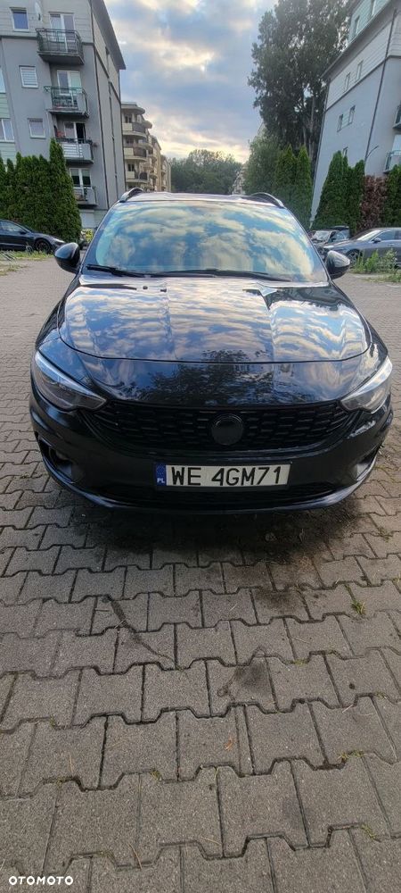 Fiat Tipo 1.6 MultiJet DCT Lounge - 3