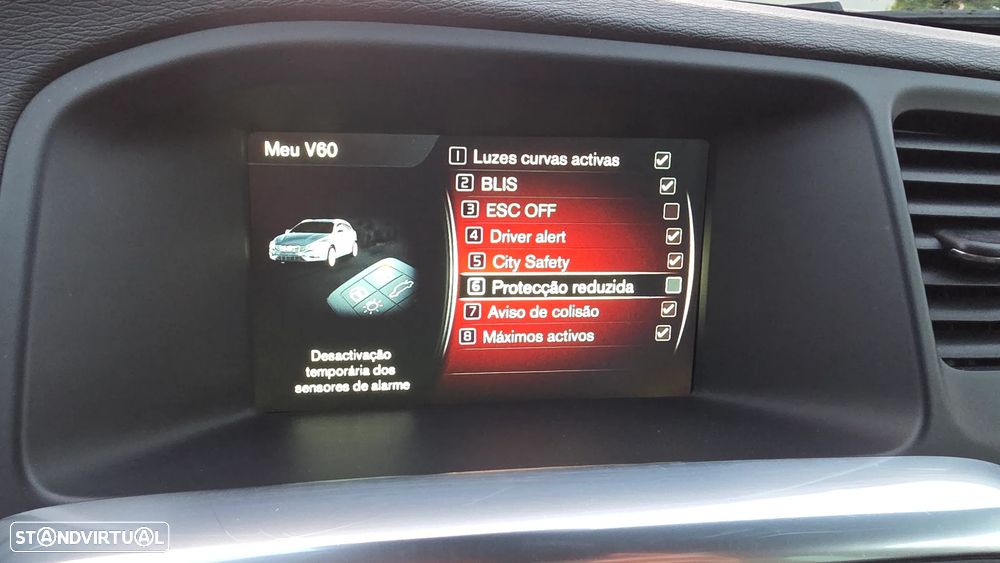 Volvo V60 D6 Plug-In-Hybrid AWD Geartronic Summum - 48