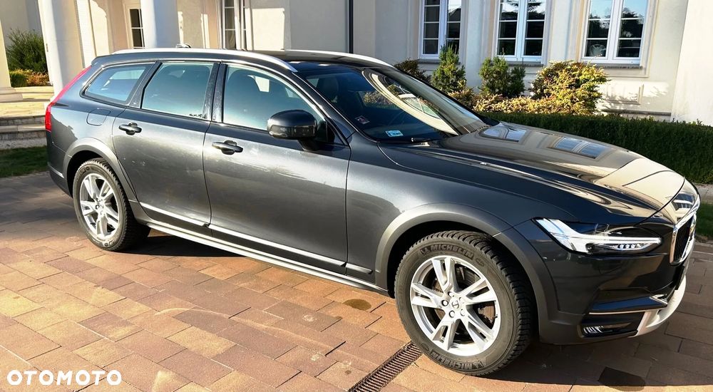 Volvo V90 Cross Country D4 AWD - 14