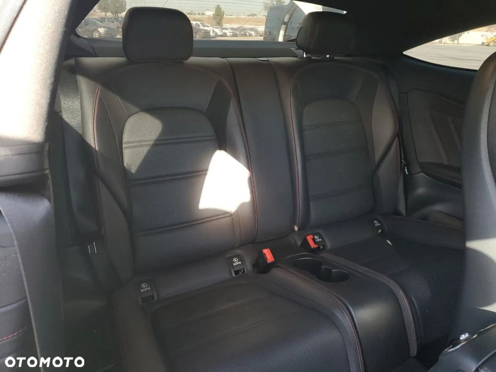 Mercedes-Benz Klasa C 43 AMG 4MATIC - 9