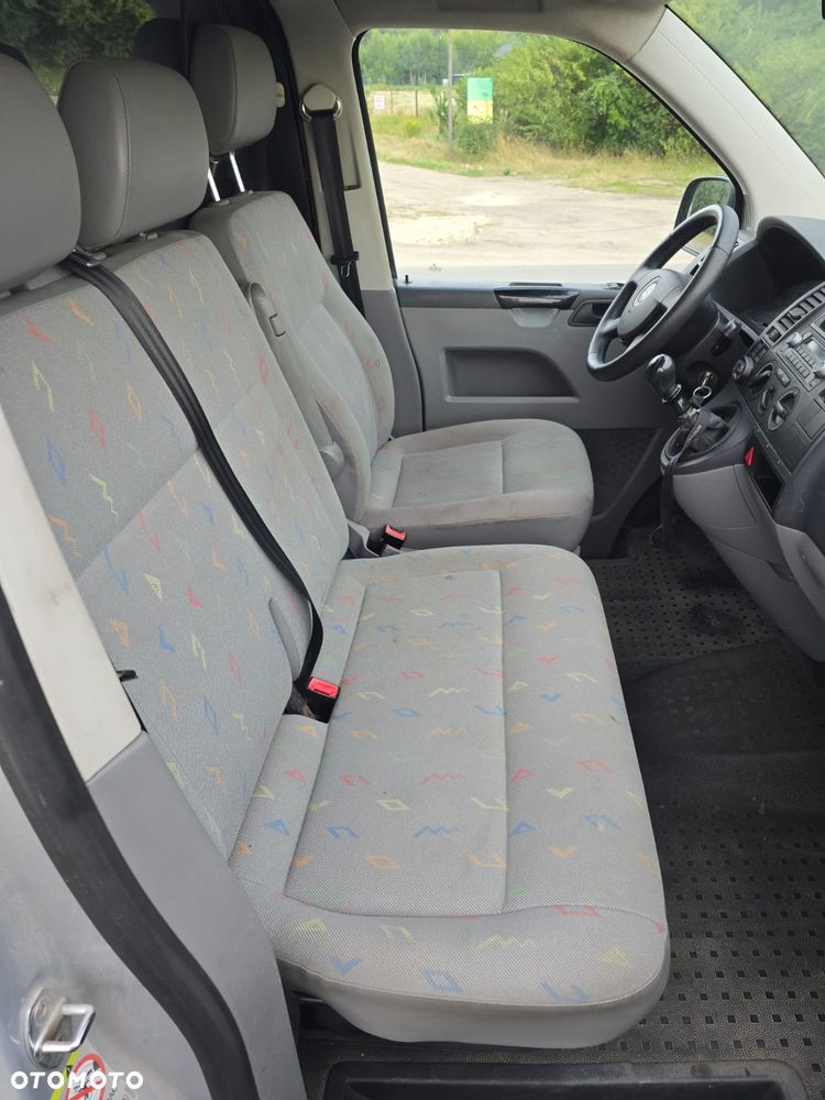 Volkswagen Transporter - 12