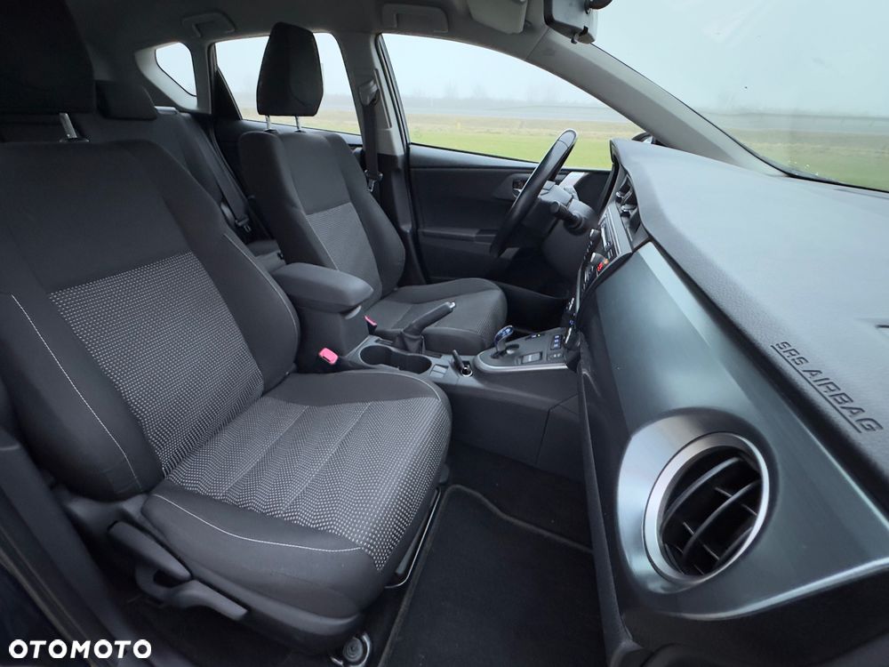 Toyota Auris - 19