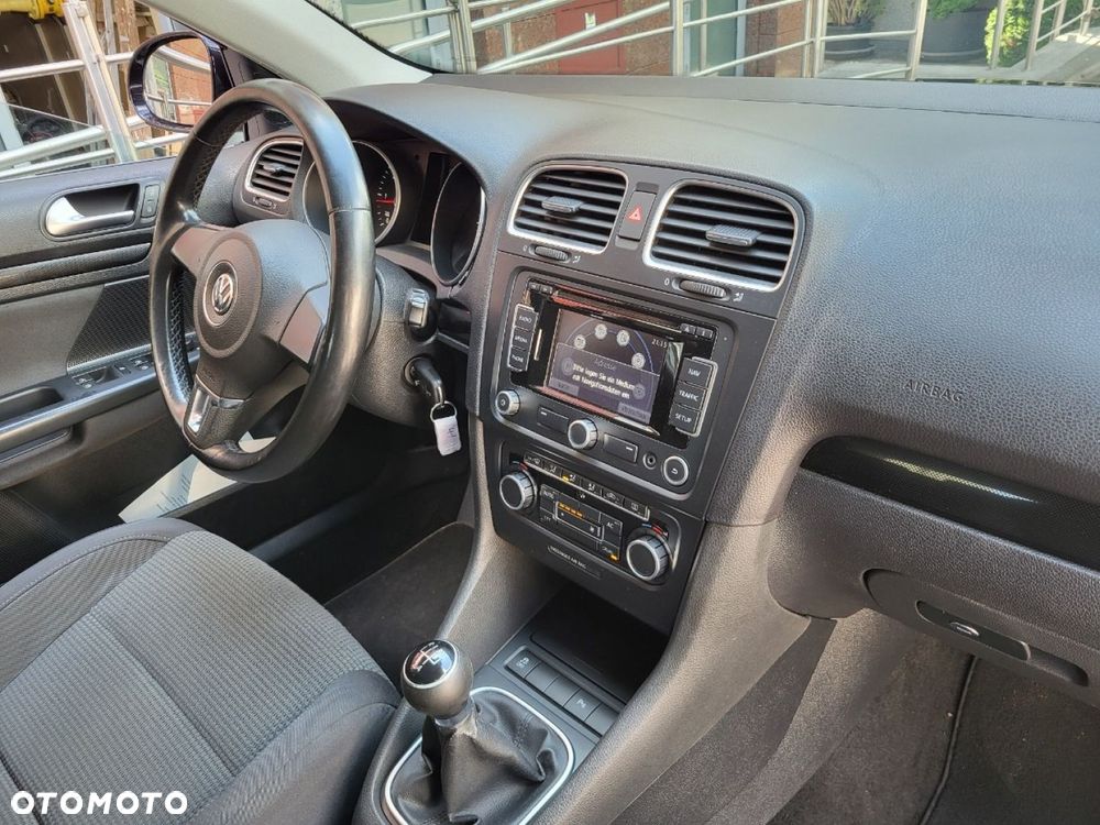 Volkswagen Golf - 9