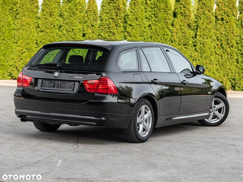BMW Seria 3 318i Edition Lifestyle - 13