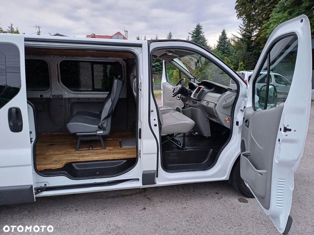 Opel Vivaro - 14