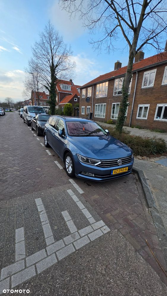 Volkswagen Passat - 15