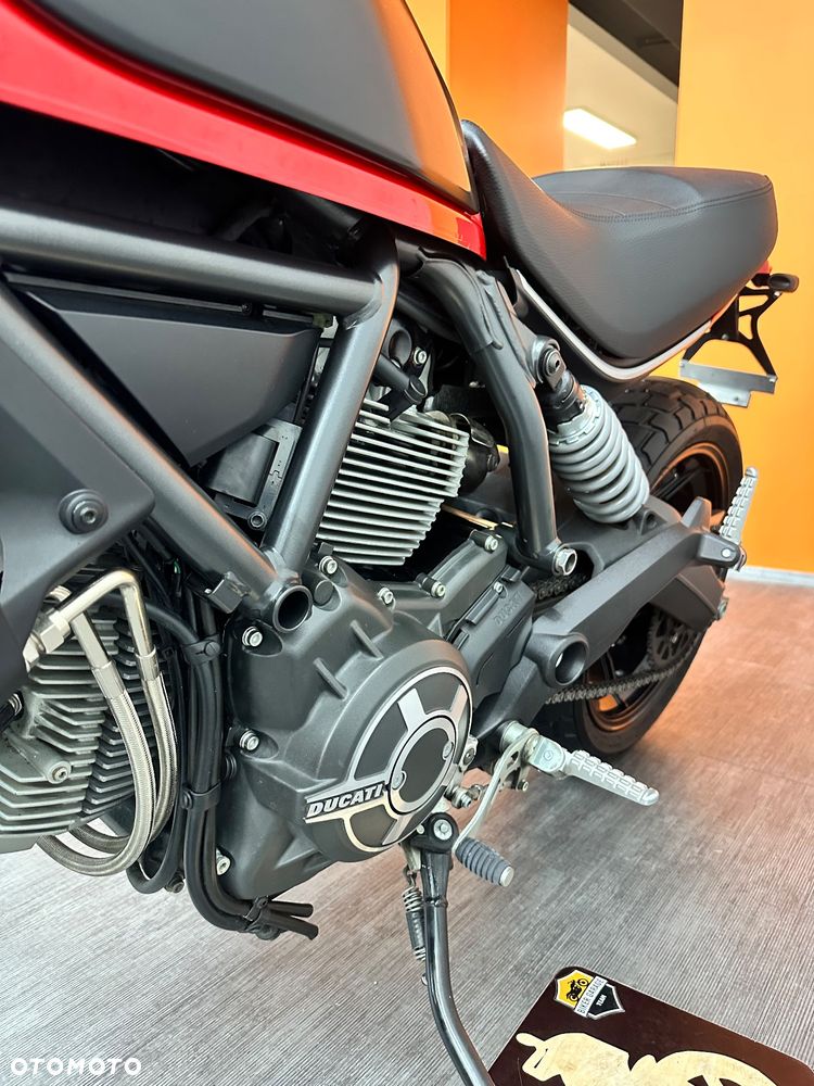 Ducati Scrambler - 17