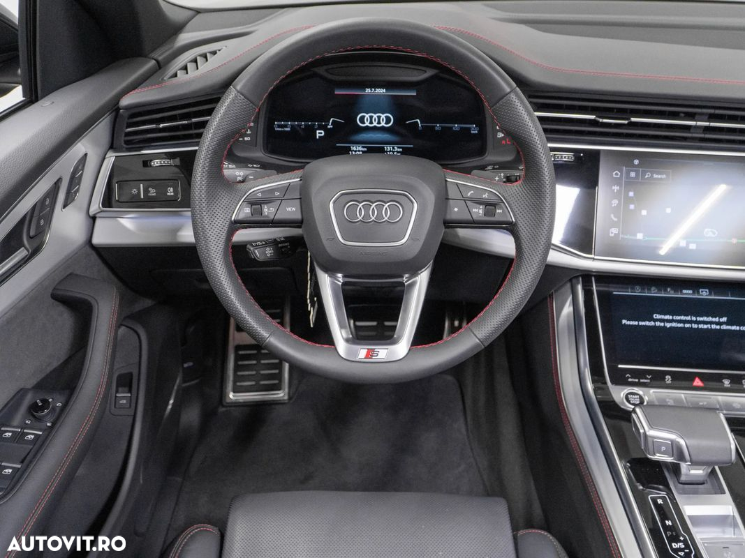 Audi Q8 - 16