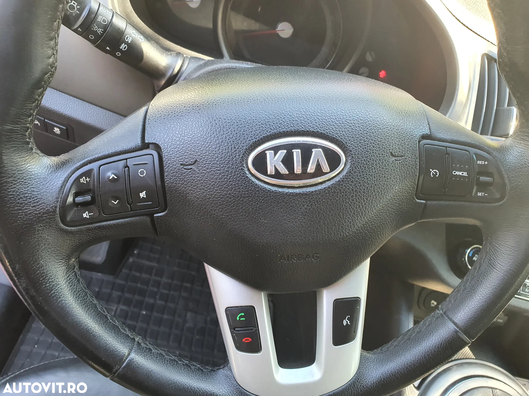 Kia Sportage 2.0 DSL 6MT 4x4 Style - 11