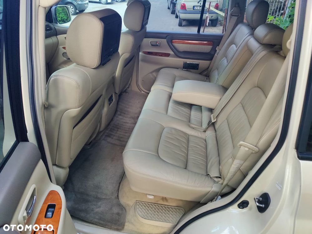 Lexus LX - 14