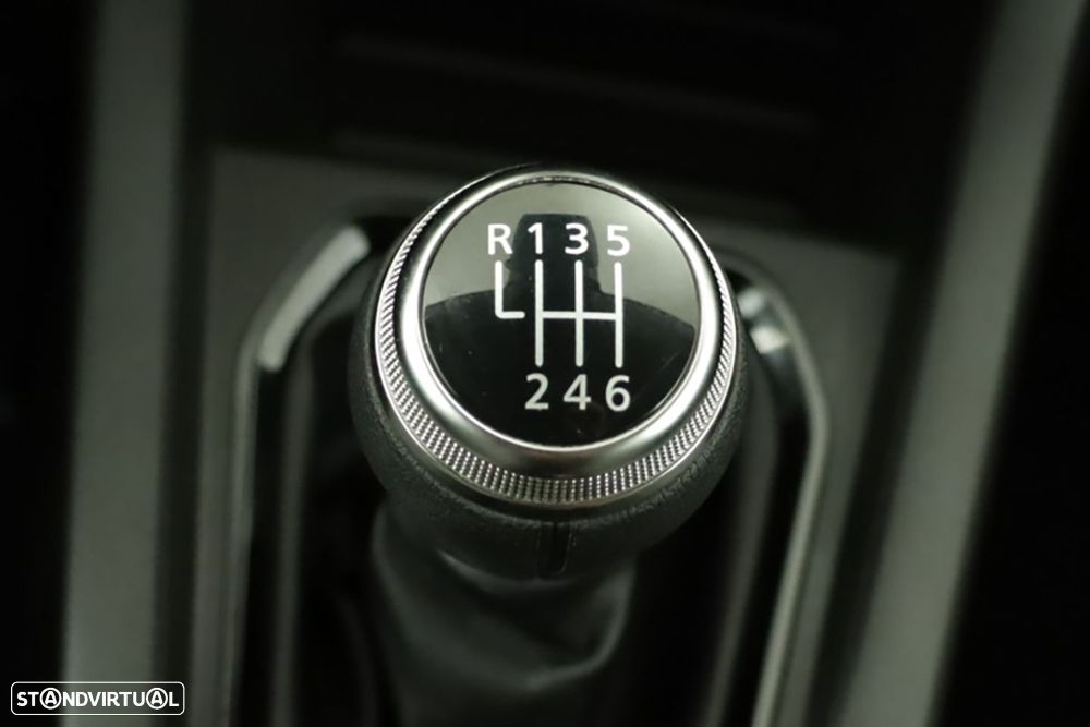 Renault Clio 1.0 TCe Evolution Bi-Fuel - 13