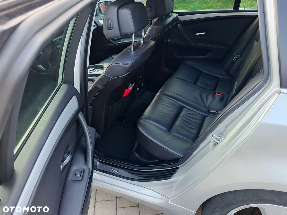 BMW Seria 5 - 10