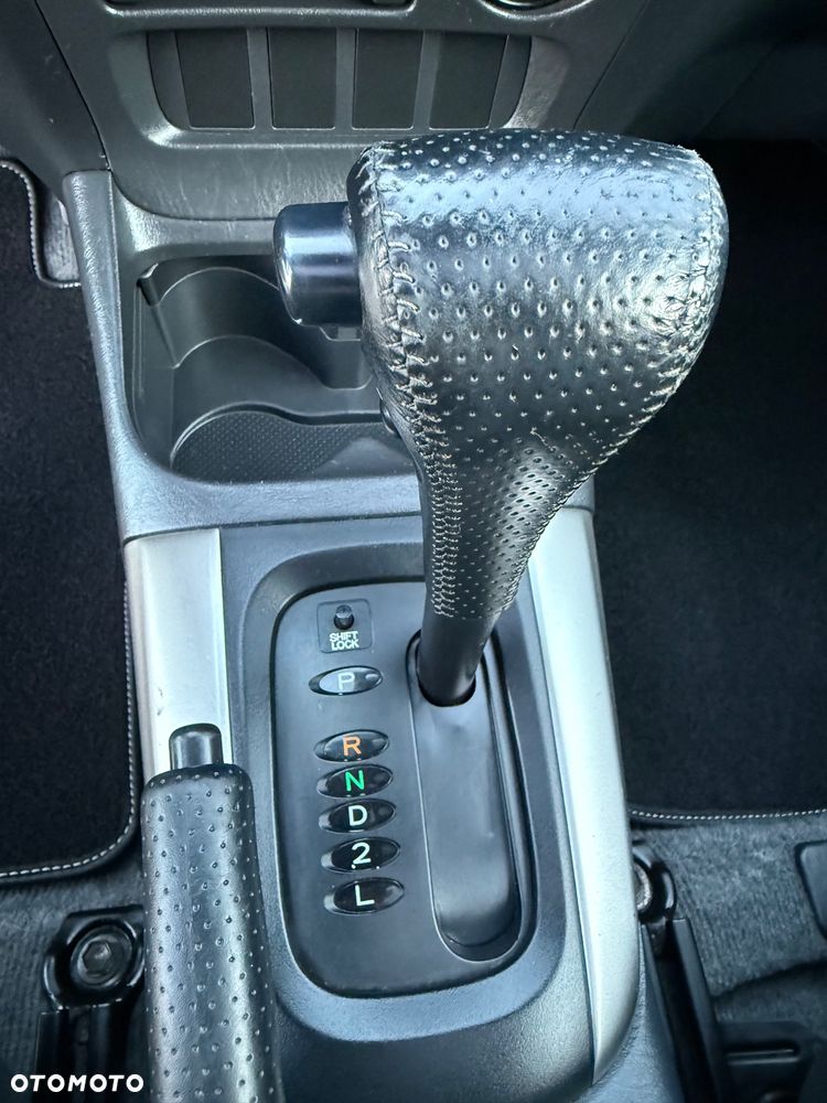 Toyota RAV4 2.0 VVT-i Prestige - 20