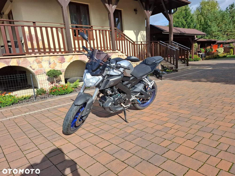 Yamaha MT - 5