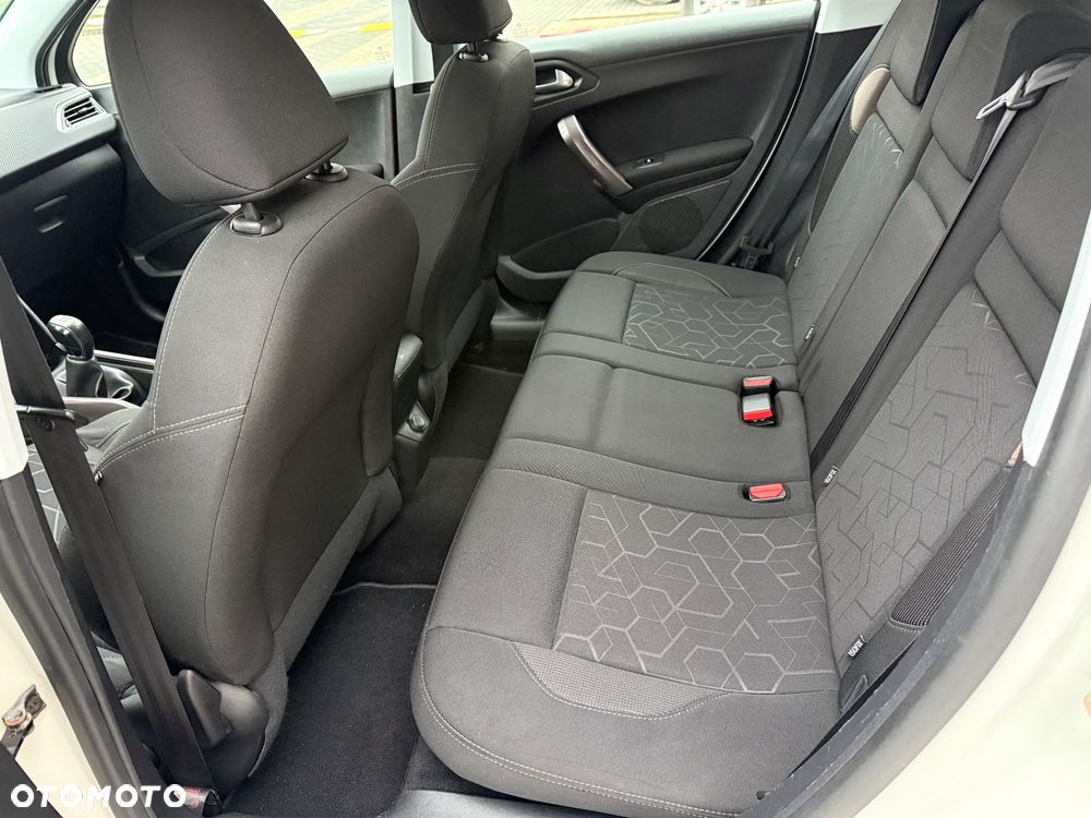 Peugeot 2008 PureTech 82 Active - 27