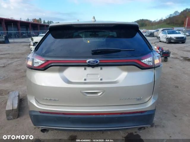 Ford Edge - 9