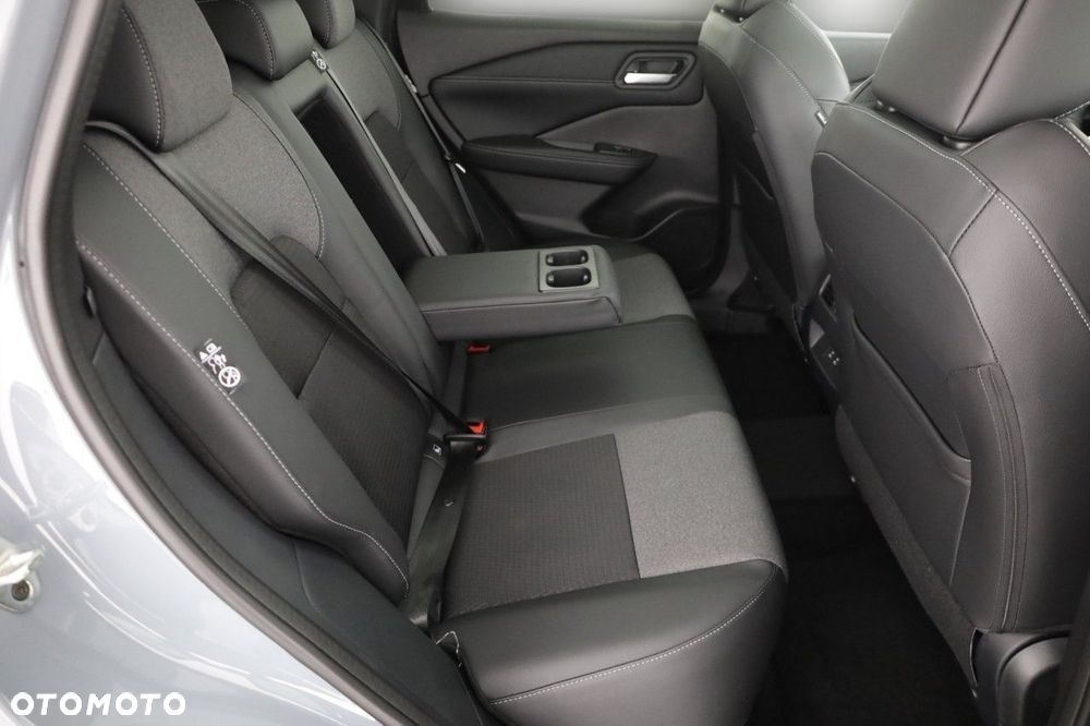 Nissan Qashqai 1.3 DIG-T MHEV N-Connecta Xtronic - 10