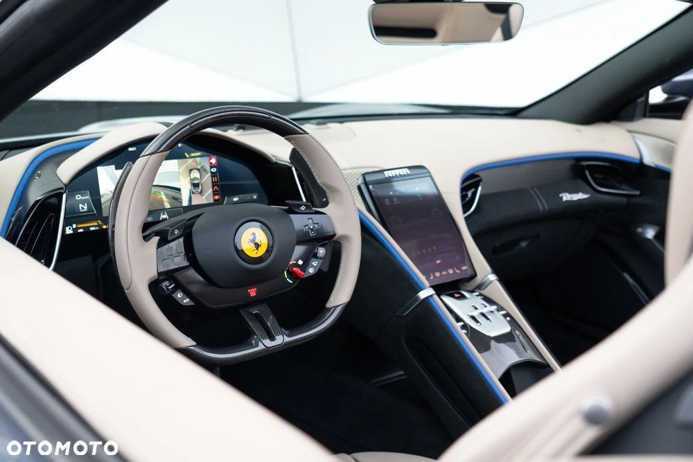 Ferrari Roma Spider 2025