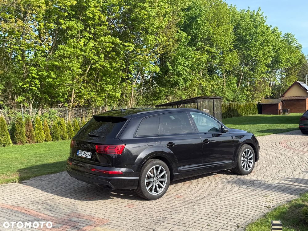 Audi Q7 - 15