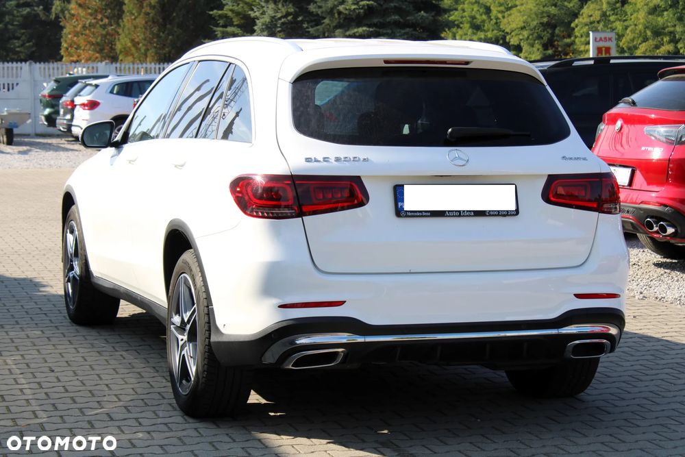 Mercedes-Benz GLC 200 d 4Matic 9G-TRONIC AMG Line - 8
