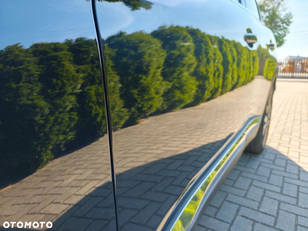 Peugeot 3008 1.6 PureTech HYbrid4 GT Line S&S EAT8 - 4