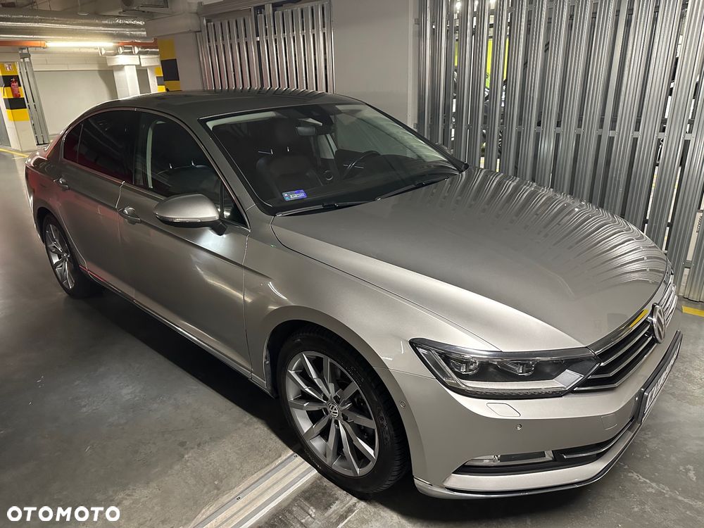 Volkswagen Passat 1.8 TSI BMT Highline DSG - 1