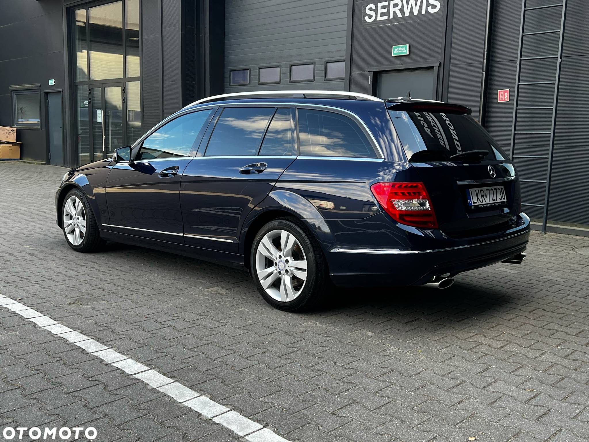 Mercedes-Benz Klasa C 300 CDI BlueEff 4-Matic Avantgarde - 5