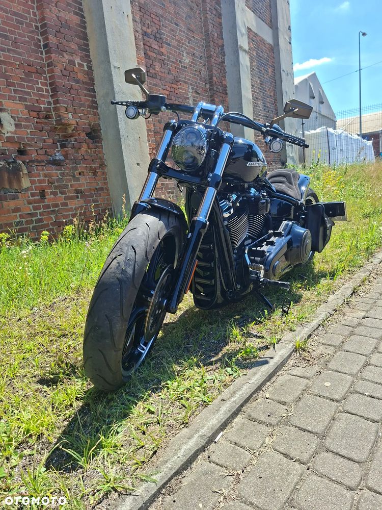 Harley-Davidson FXSB Breakout - 25