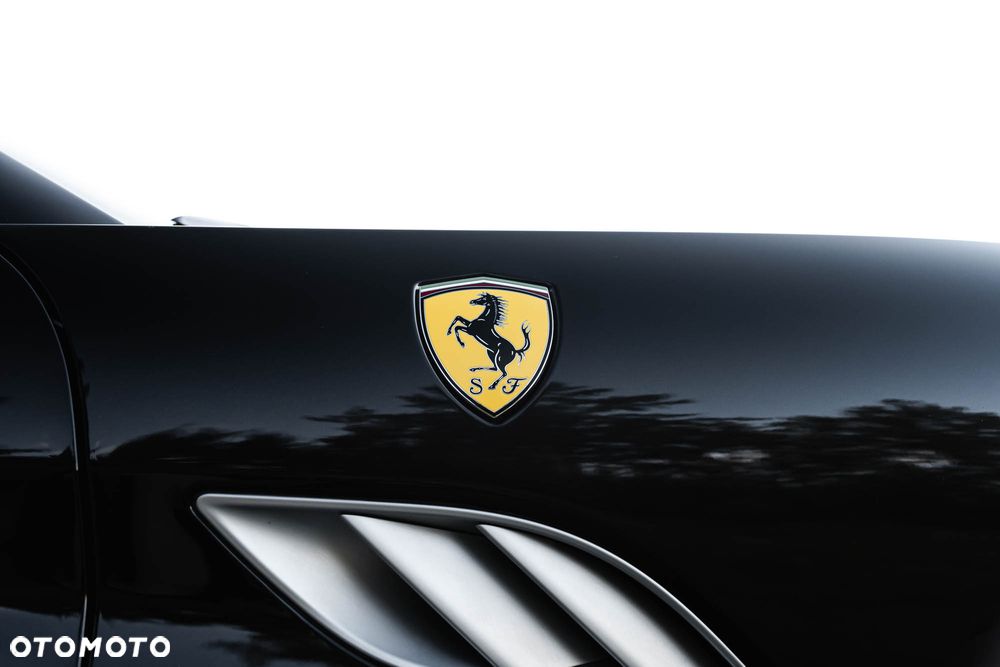 Ferrari California F1 DCT - 35