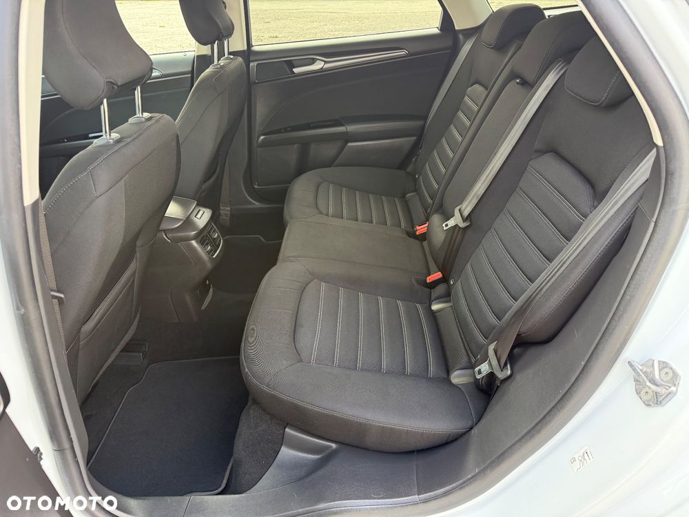 Ford Mondeo 2.0 EcoBlue Titanium - 10