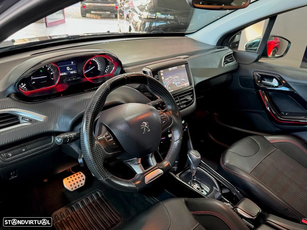 Peugeot 2008 1.2 PureTech GT Line EAT6 - 6