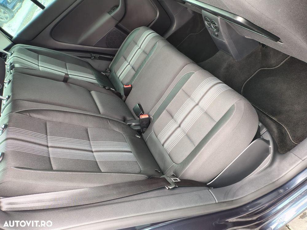 Volkswagen Golf Plus 2.0 TDI DPF MATCH - 11