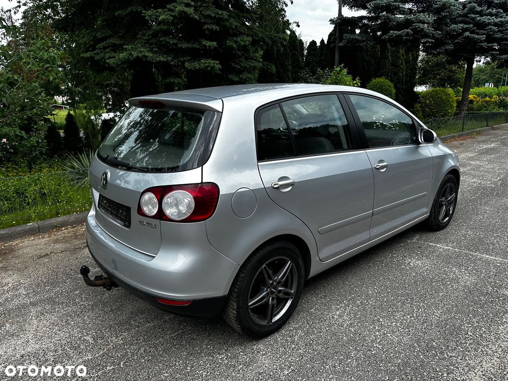 Volkswagen Golf Plus 1.6 FSI Comfortline - 4