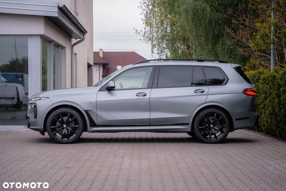BMW X7 2023 photo 5
