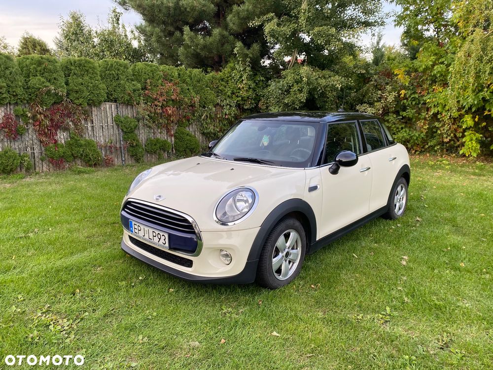 MINI Cooper Standard - 8