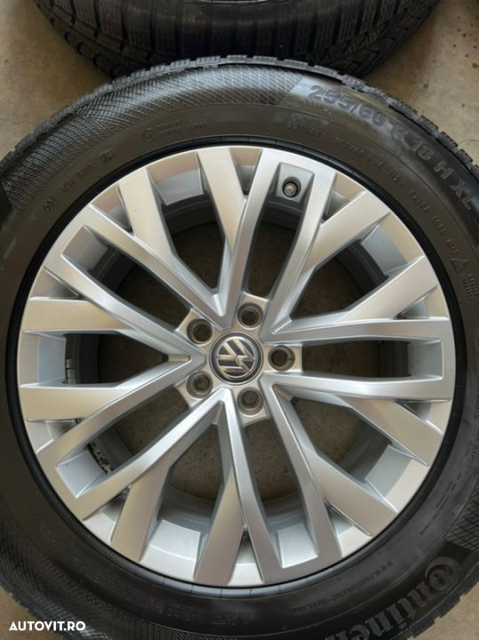 vând set jante originale Volkswagen Tuareg pe 18” cu anvelope de iarnă - 2