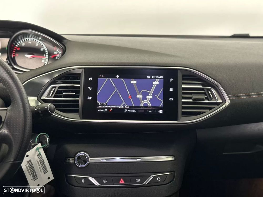 Peugeot 308 1.2 PureTech GT Line - 30