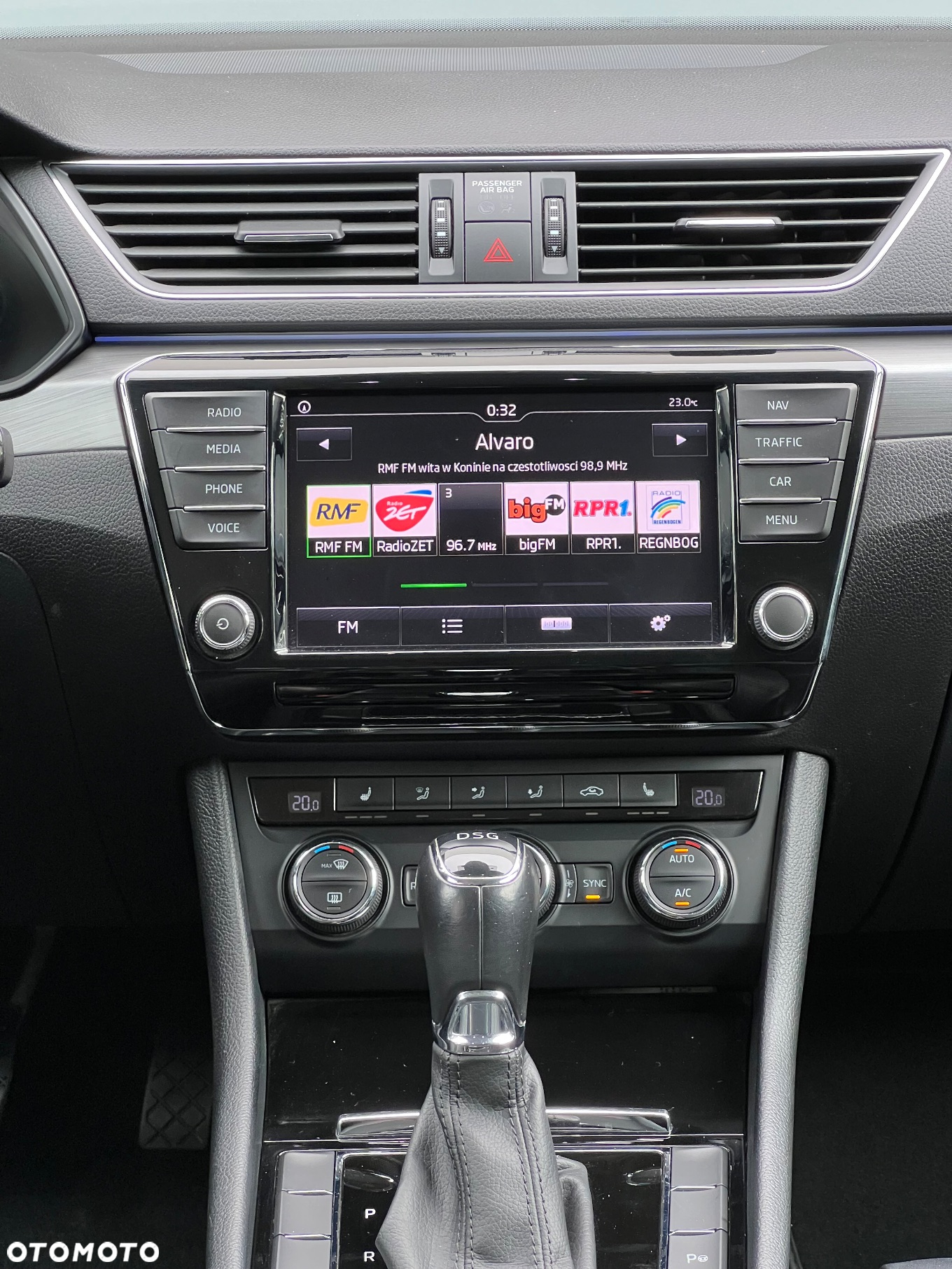 Skoda Superb Combi 1.8 TSI DSG Style - 14